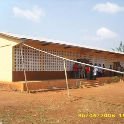 Inauguration d'un bâtiment scolaire à Ahepe